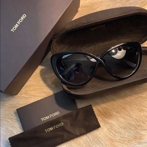 Tom Ford Black Madison Cat Eye Sunglasses
